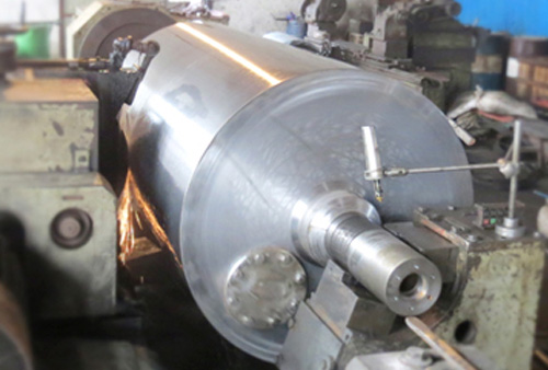 大型辊筒磨加工